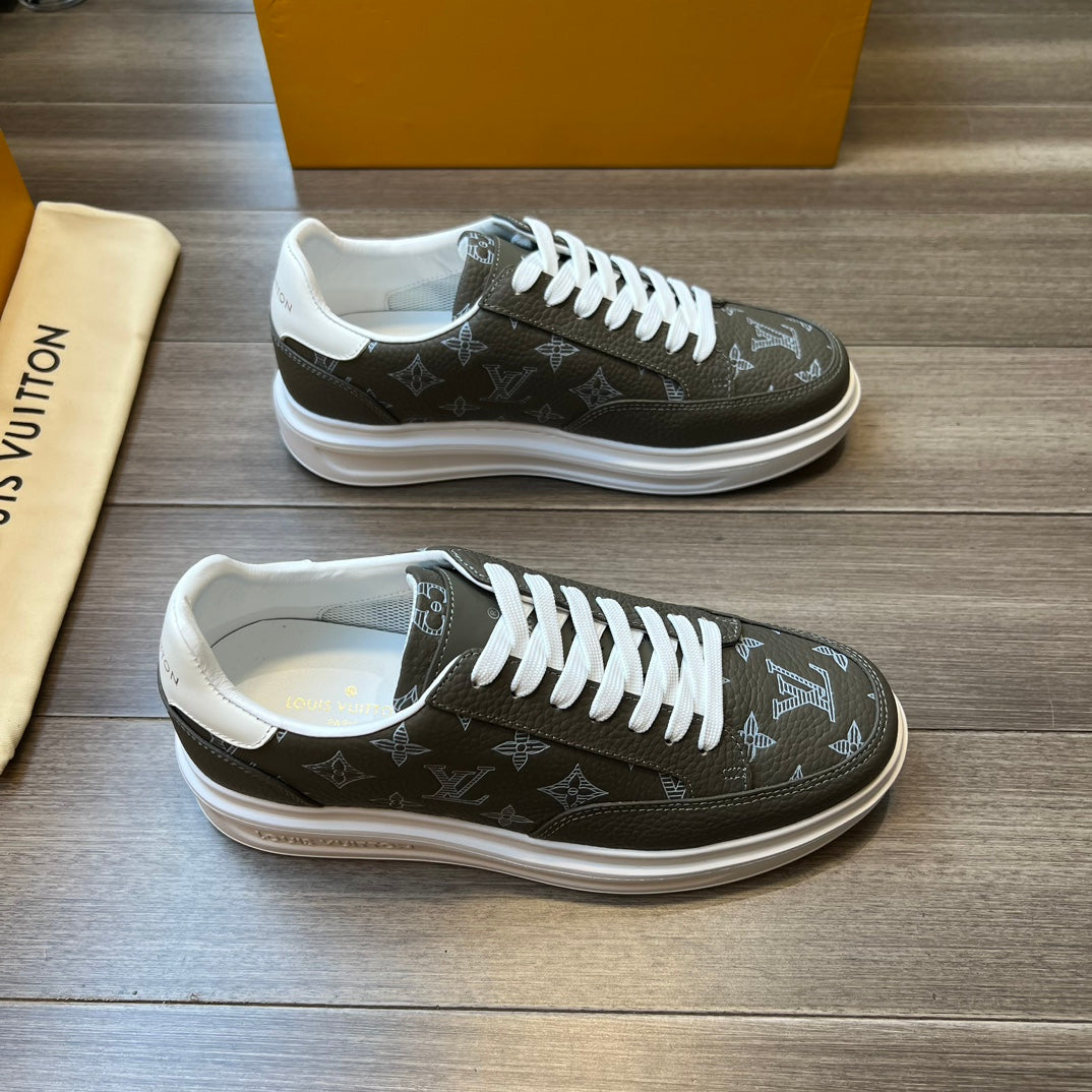 LVE SNEAKER (pre-order)