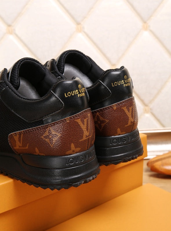 LVE RUN AWAY TRAINERS (pre-order)