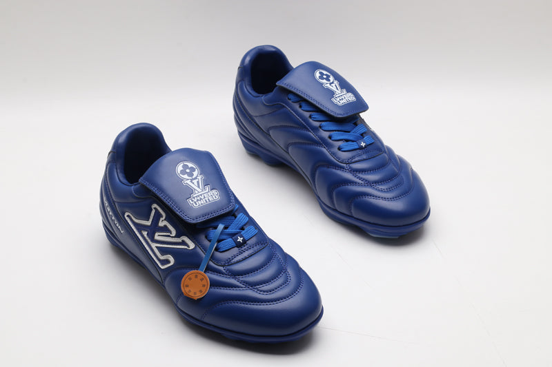 LVE FOOTBALL TRAINERS NAVY (pre-order)