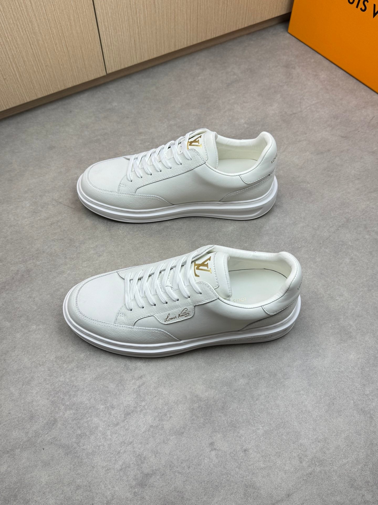 LVE CLASSIC (pre-order)