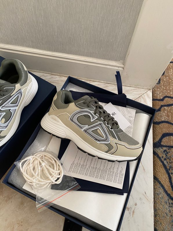 B30 GREEN & BEIGE (pre-order)