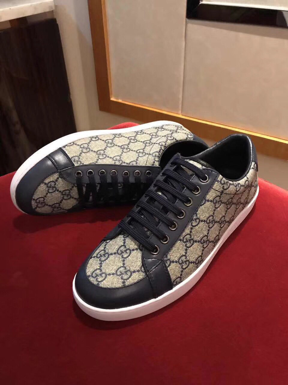 UCCI SNEAKERS (pre-order)