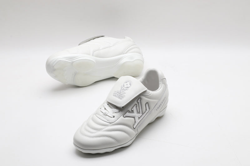 LVE FOOTBALL TRAINERS WHITE (pre-order)