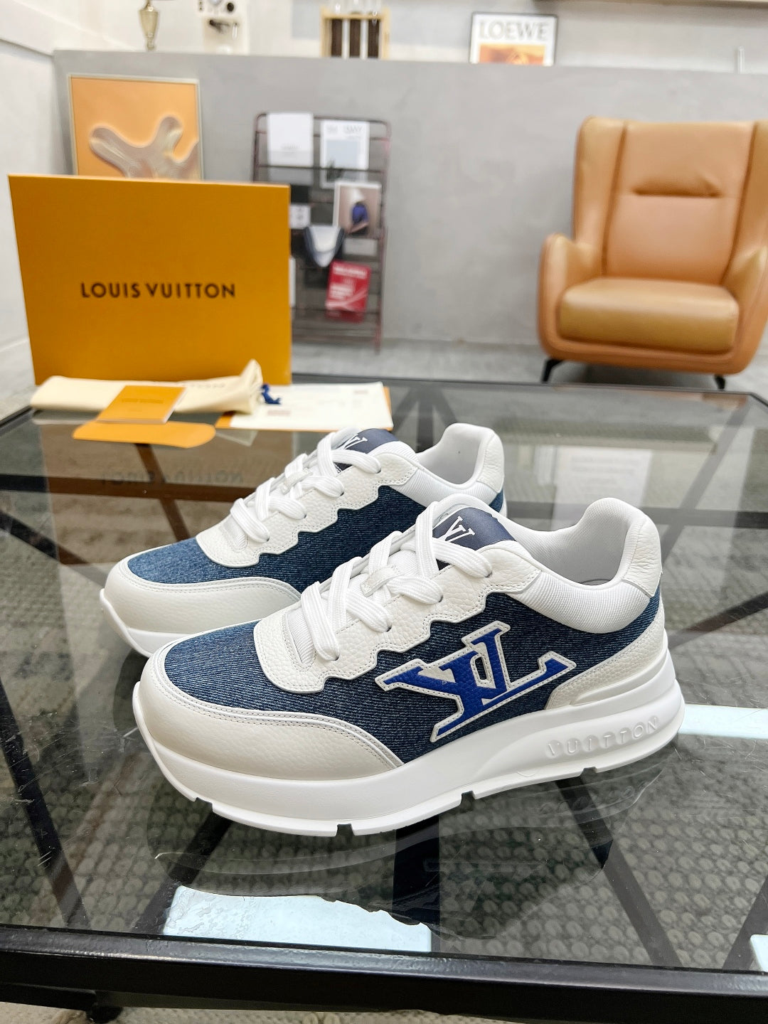 LVE SNEAKER CLASSIC (pre-order)