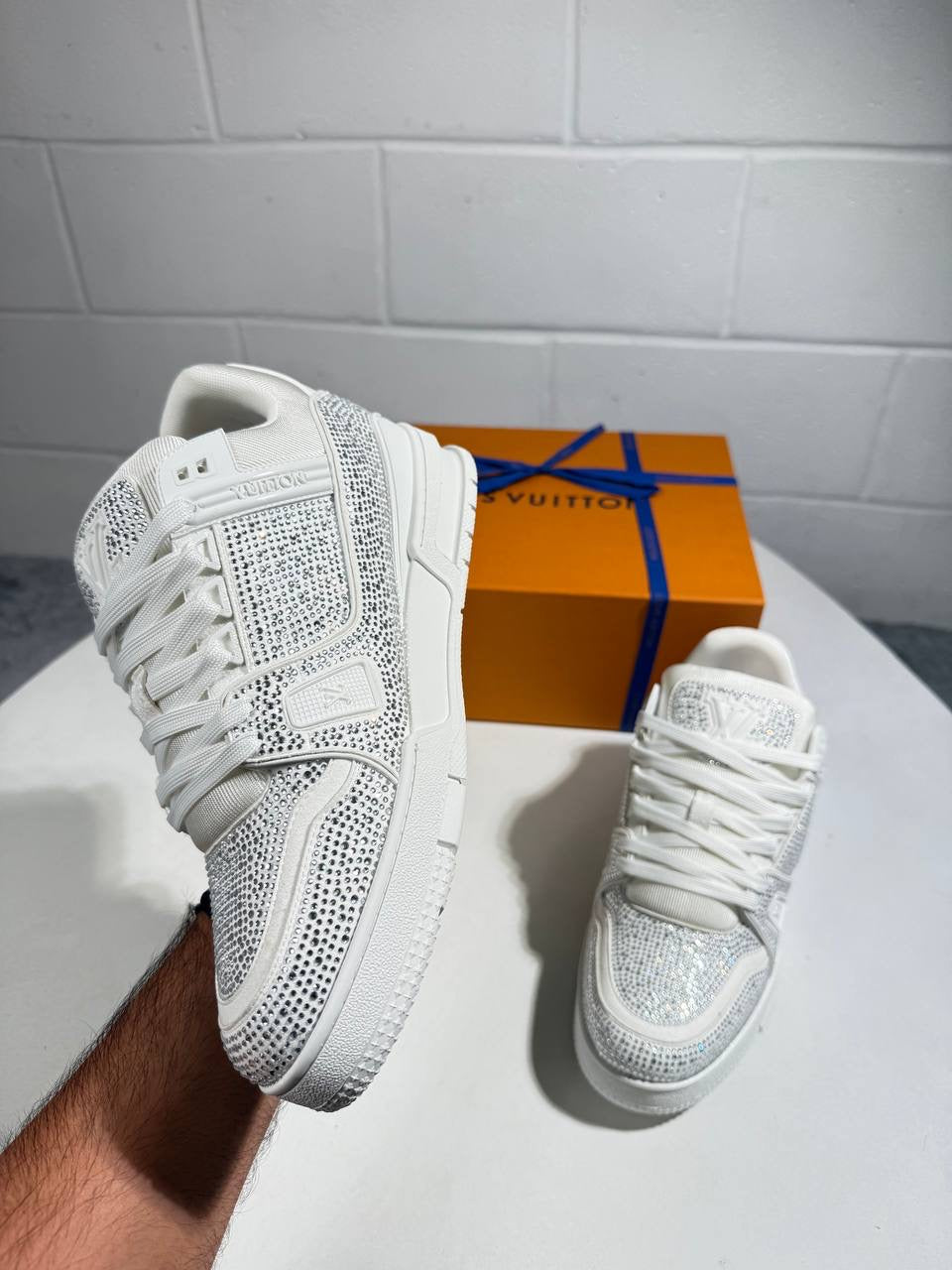 LVE LUXURY WHITE TRAINER