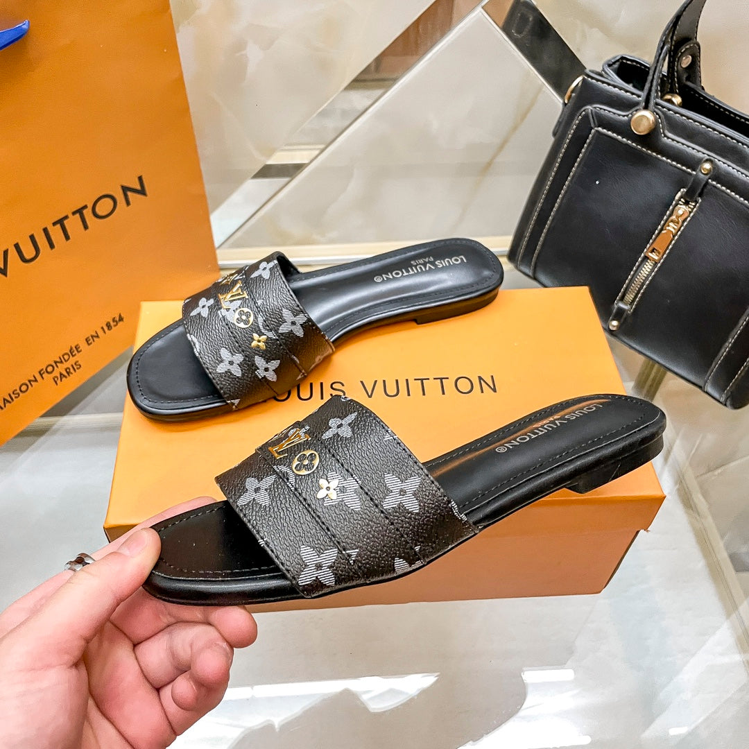 LVE SLIDERS WOMEN (pre-order)