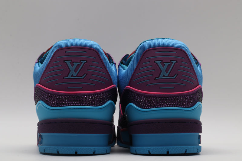 LVE TRAINERS (pre-order)
