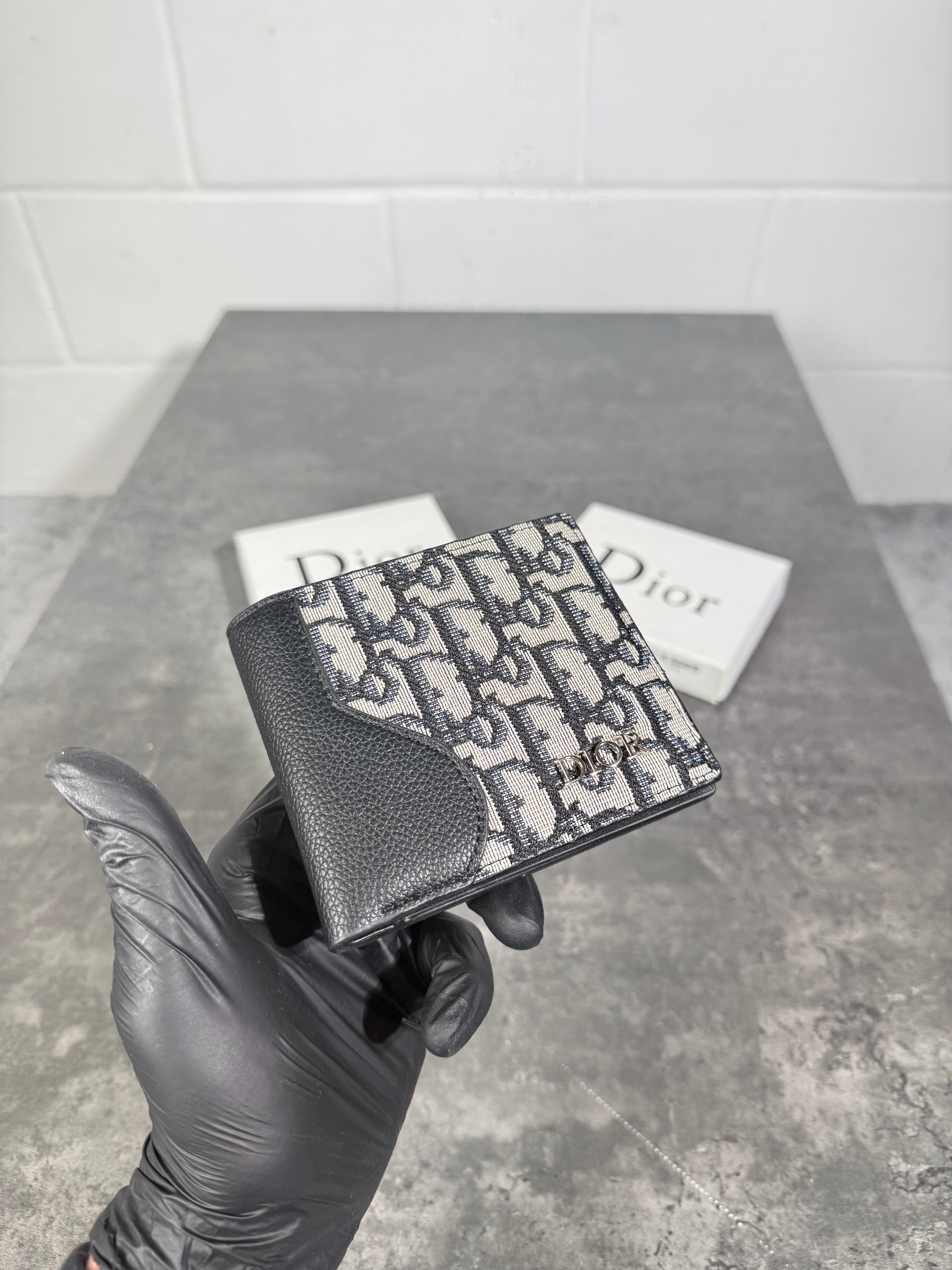Dior wallets