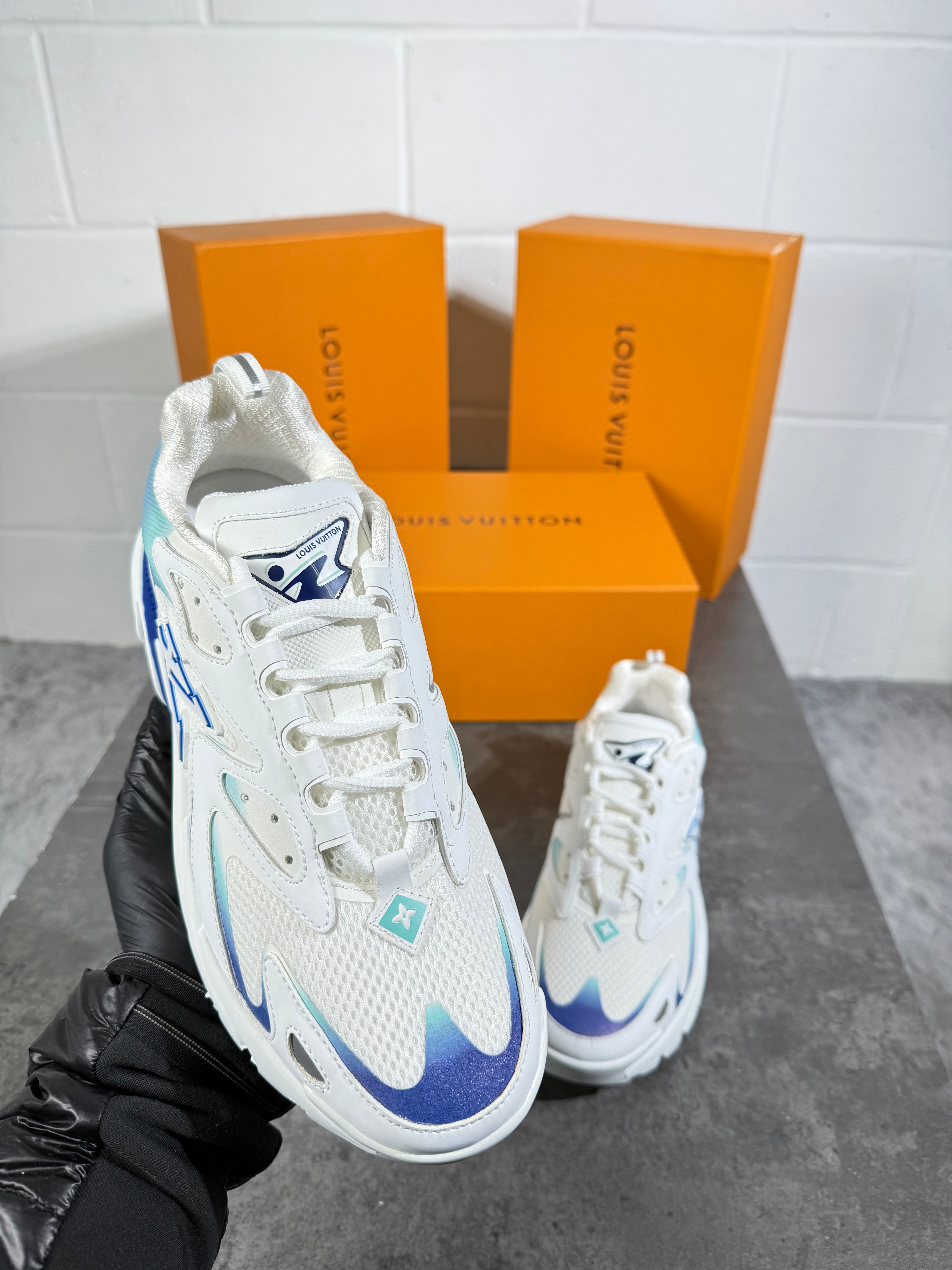 Lv tactics white n blue