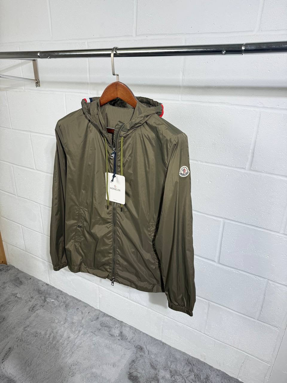 MNCLR WINDBREAKER KHAKI