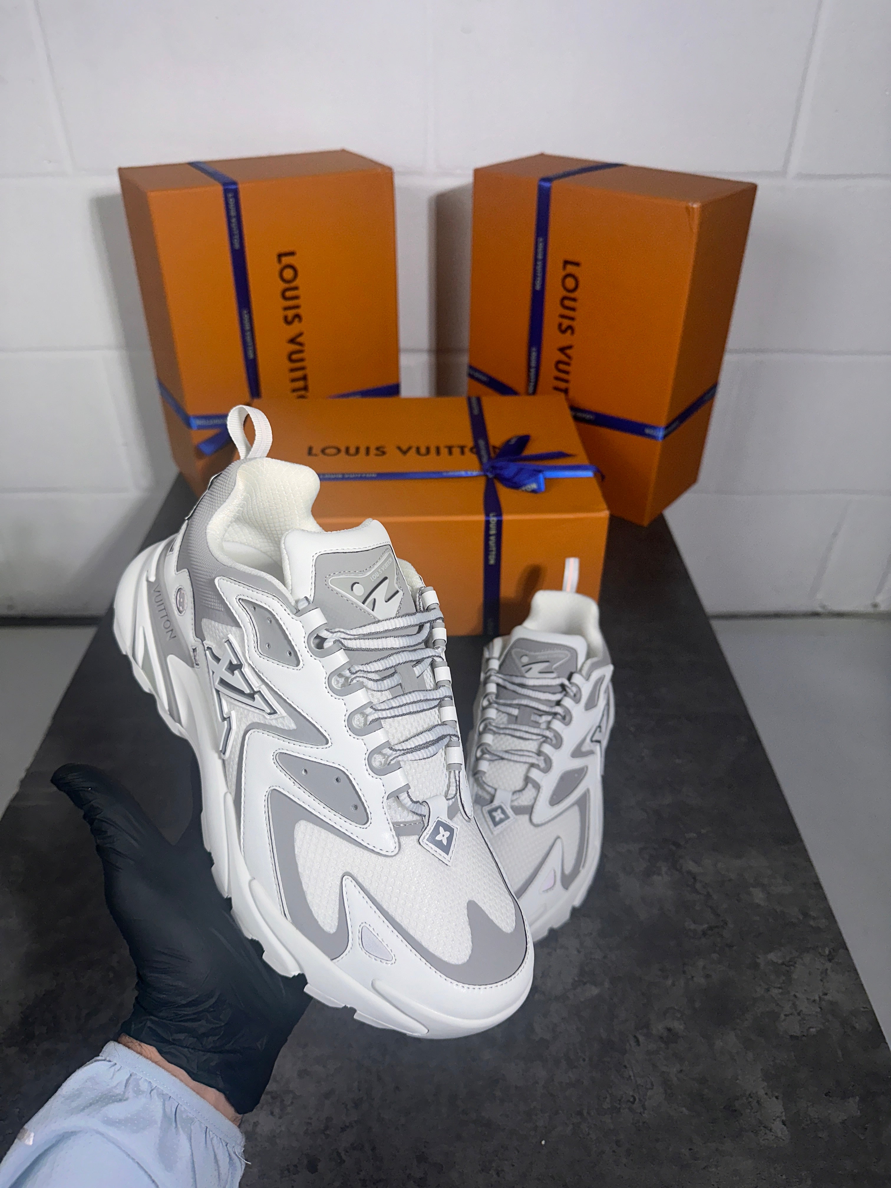 Lv tactics white/grey