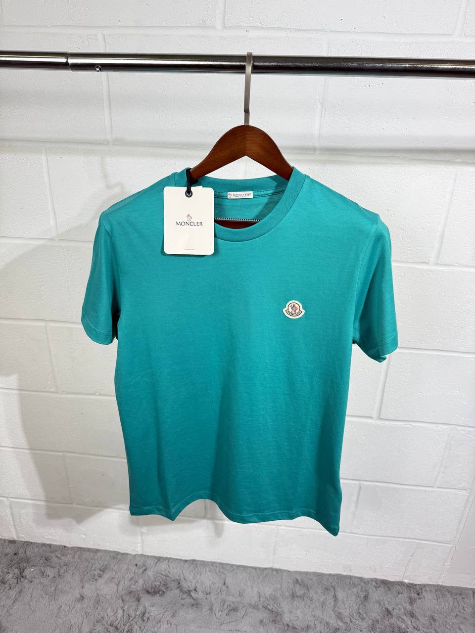 MNCLR TEE TURQUOISE