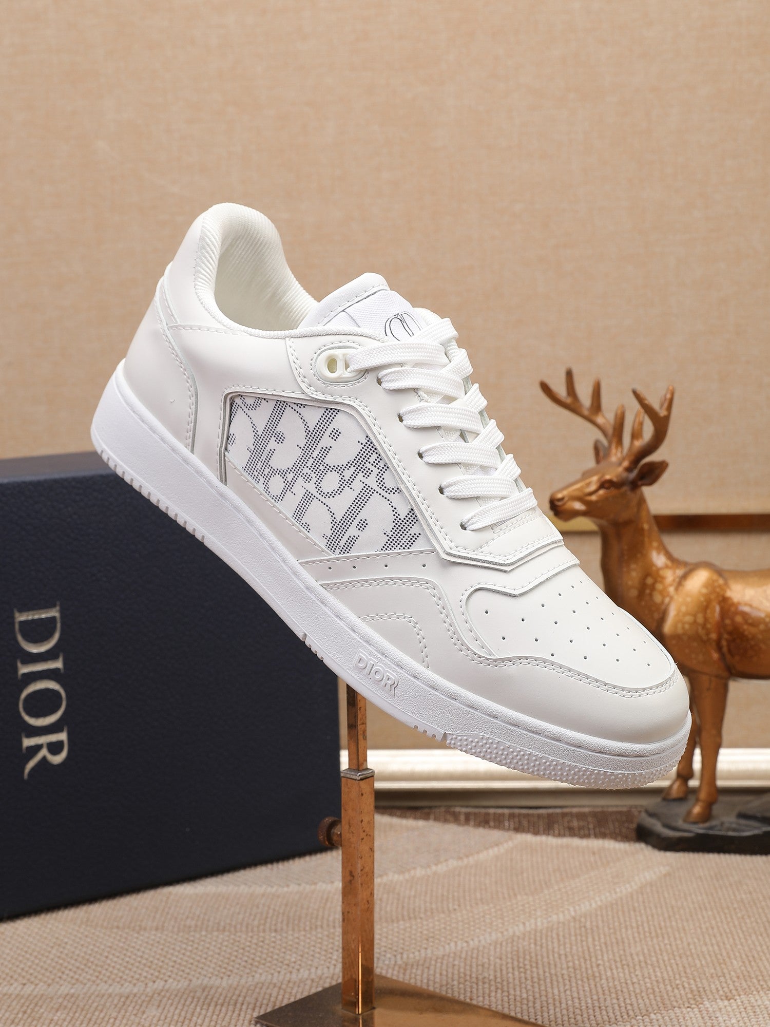 CD TRAINERS WHITE (pre-order)