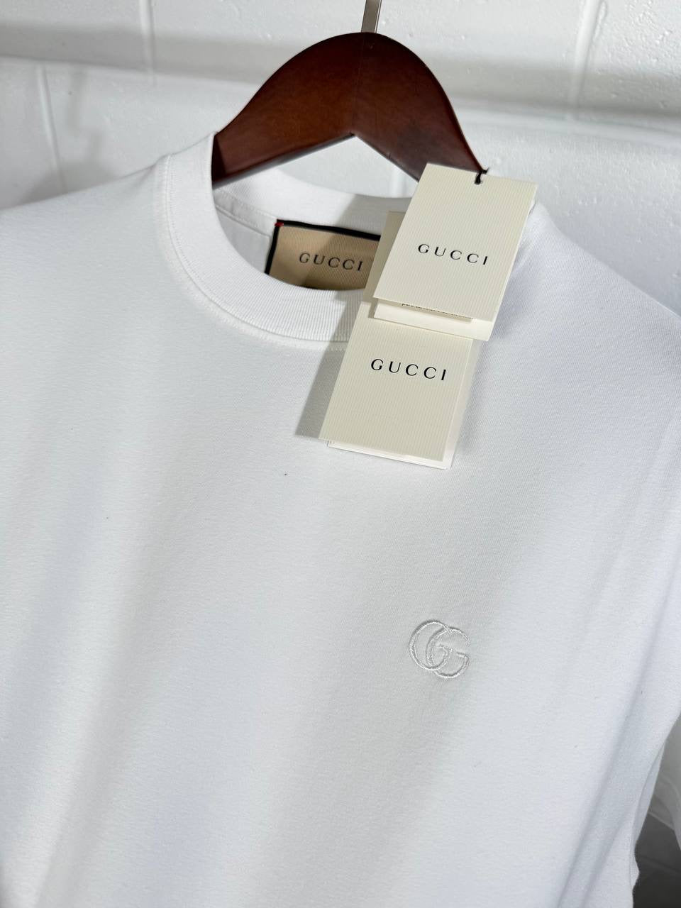 UCCI MINI LOGO TEE