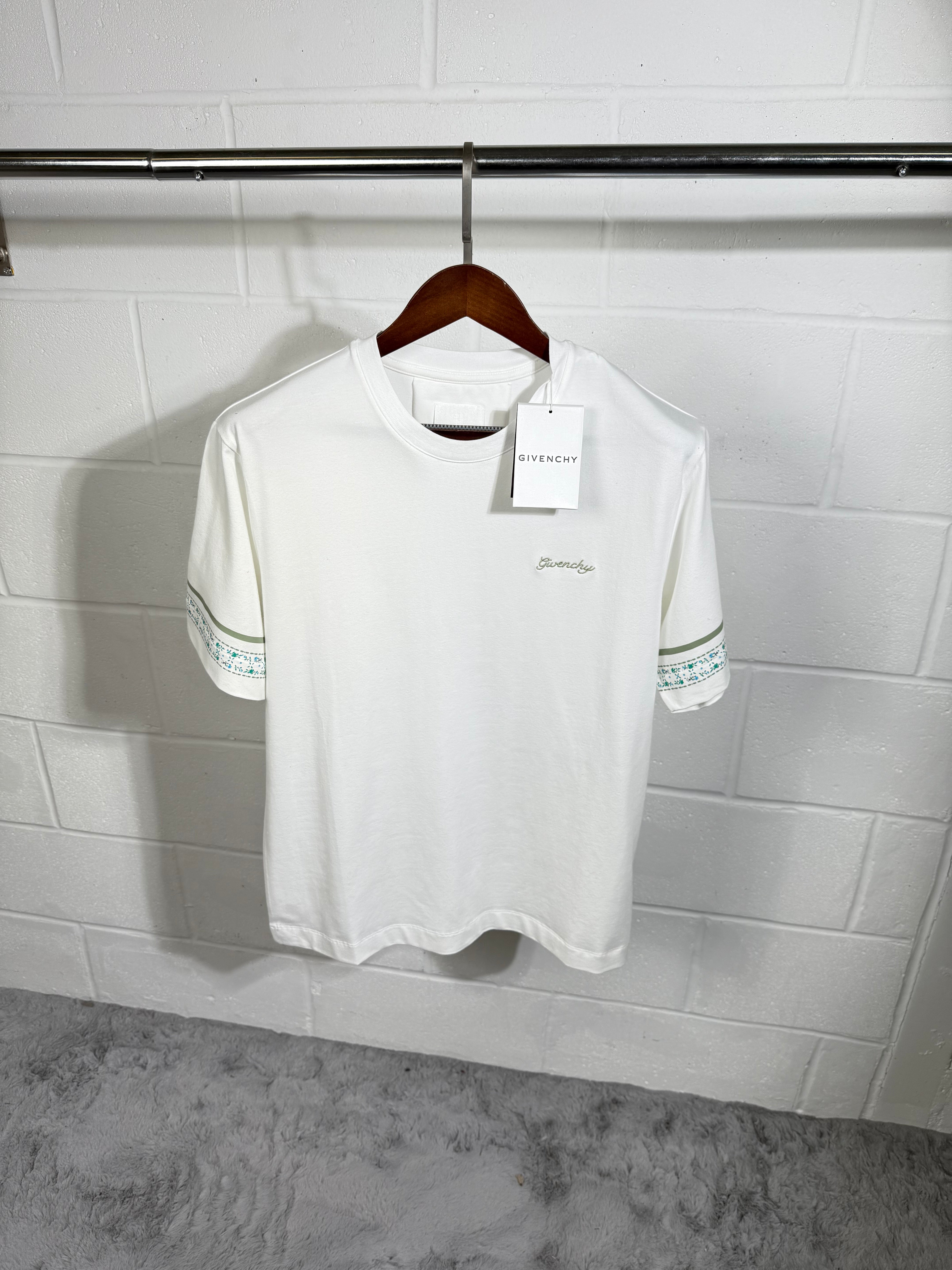 GVNCHY TEE WHITE