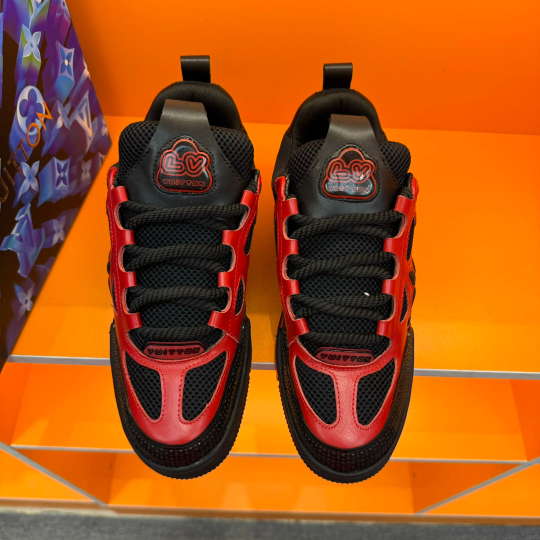 LVE SKATES RED/BLACK (pre-order)