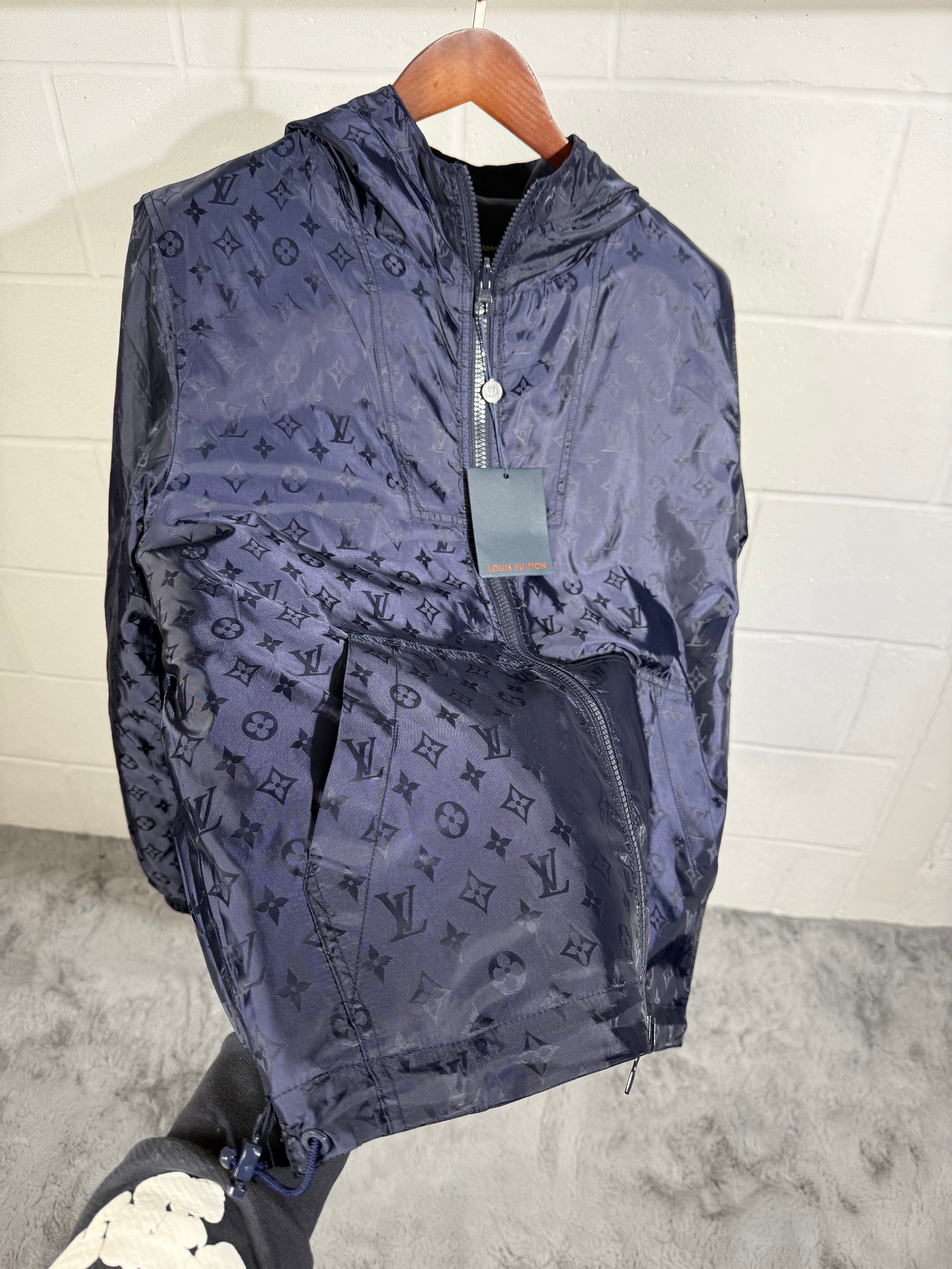 LVE WINDBREAKER REVERSIBLE NAVY