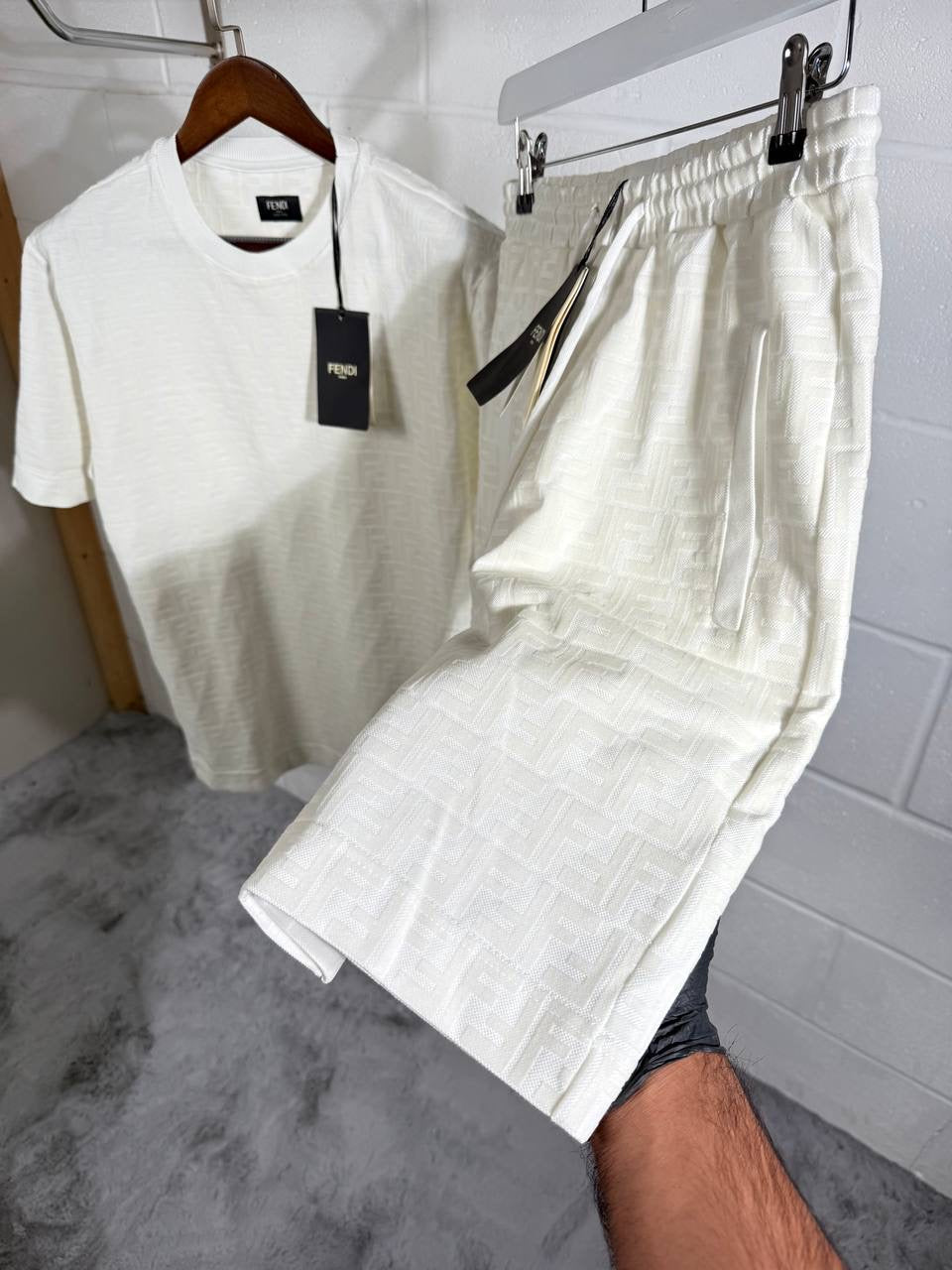 FND WHITE TOWEL SET