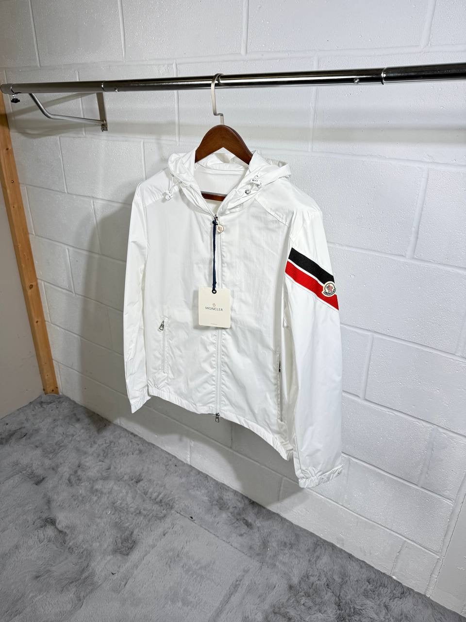 MNCLR WINDBREAKER WHITE