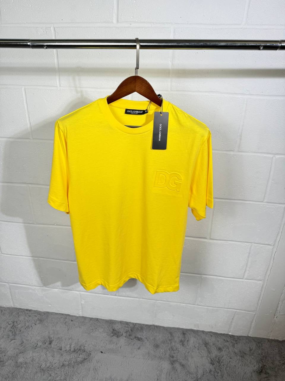D&G YELLOW TEE
