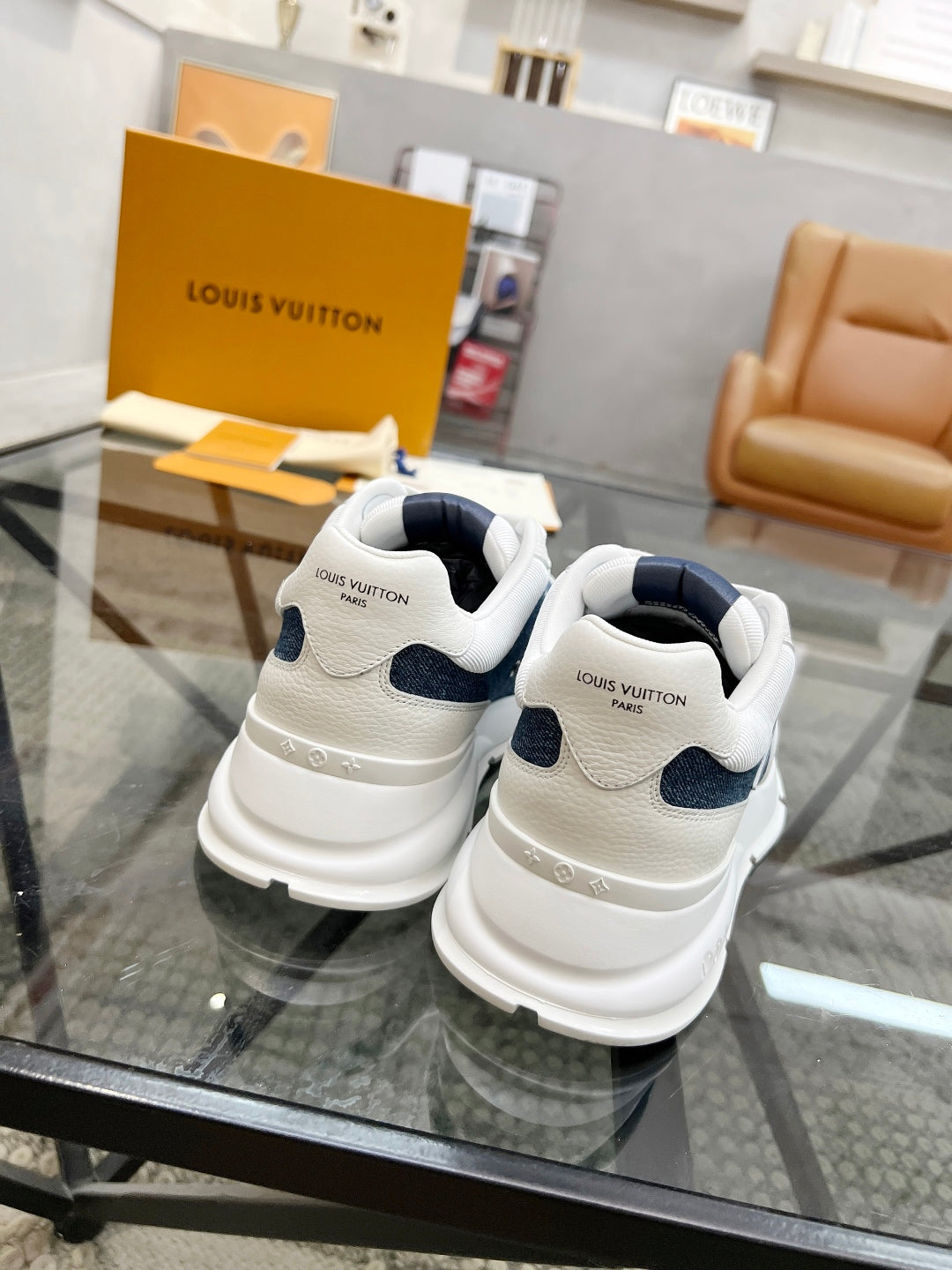 LVE SNEAKER CLASSIC (pre-order)