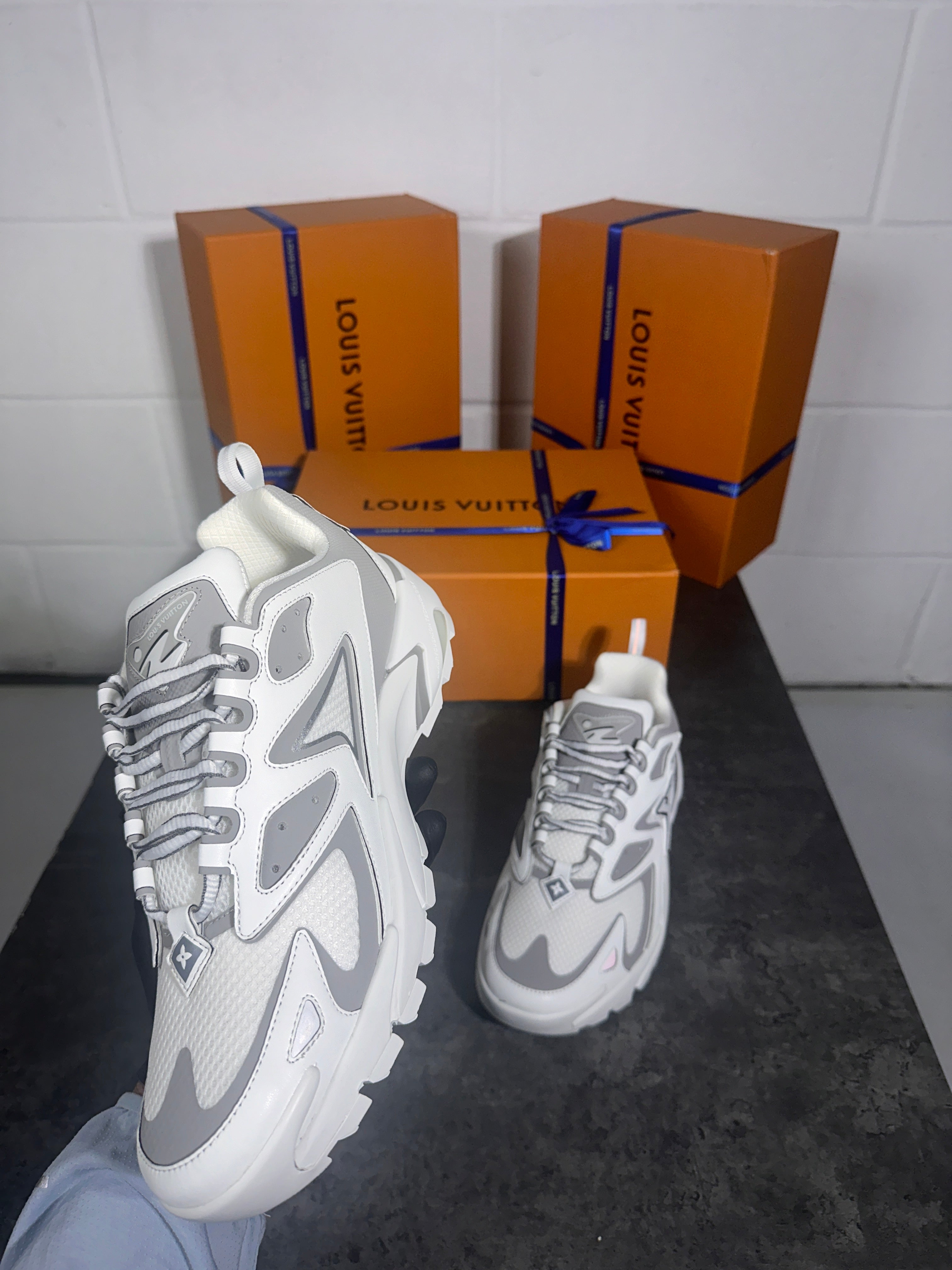 Lv tactics white/grey