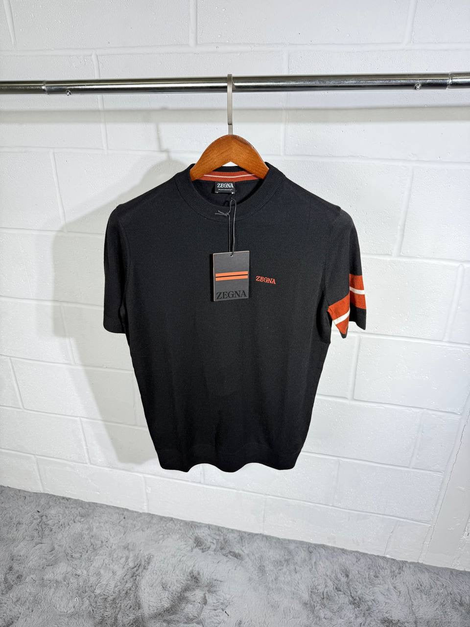 ZGNA BLACK knitted Tshirt