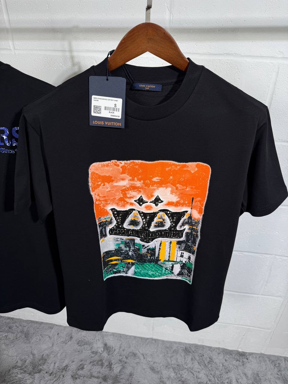 LVE BACK LOGO TEE