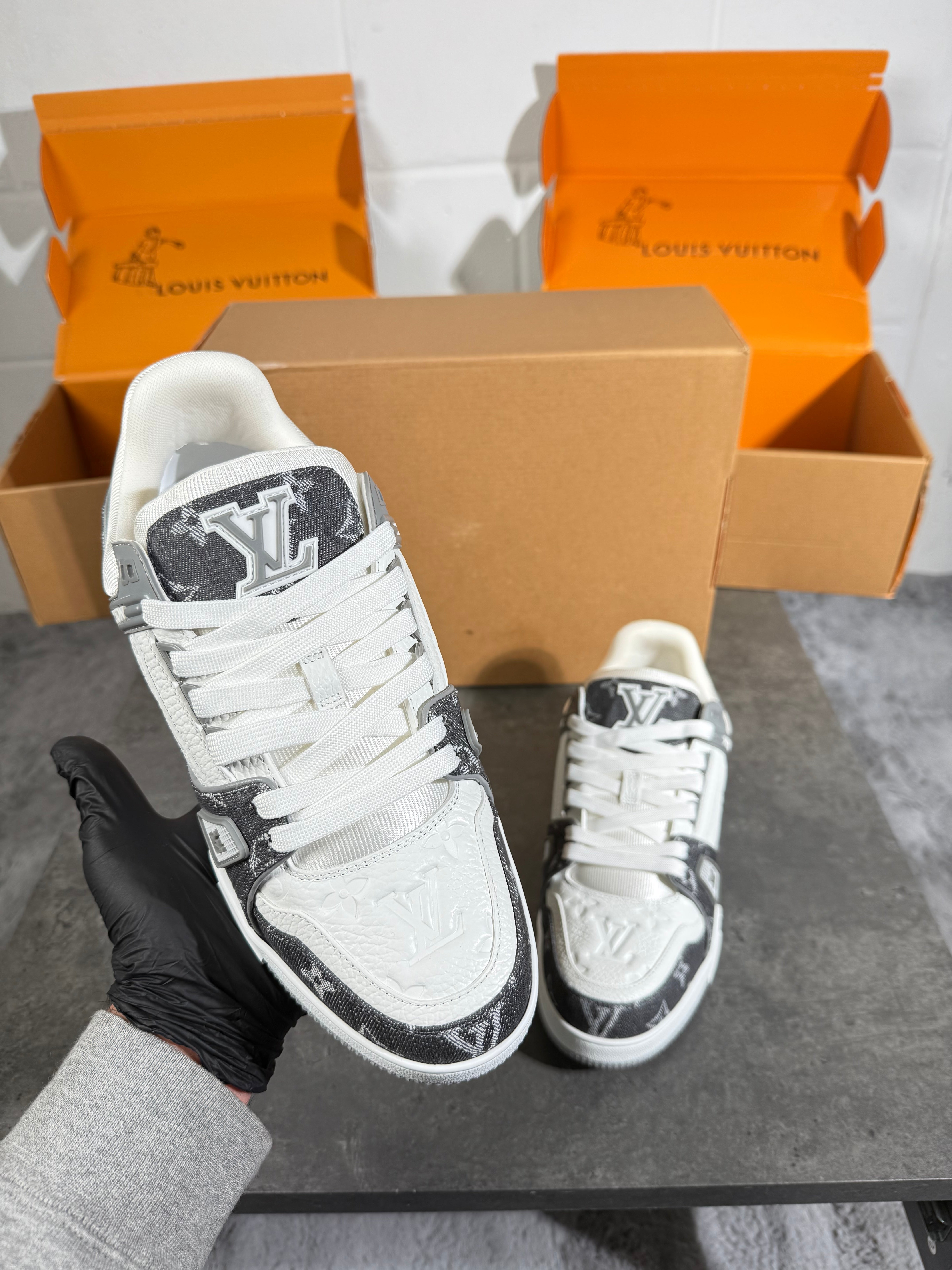 LVE trainers grey n white