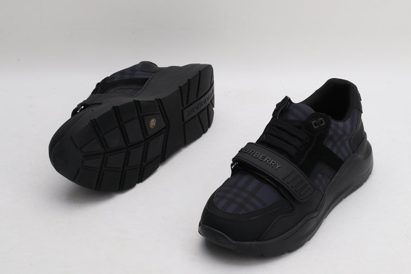 BURB TRAINERS BLACK (pre-order)
