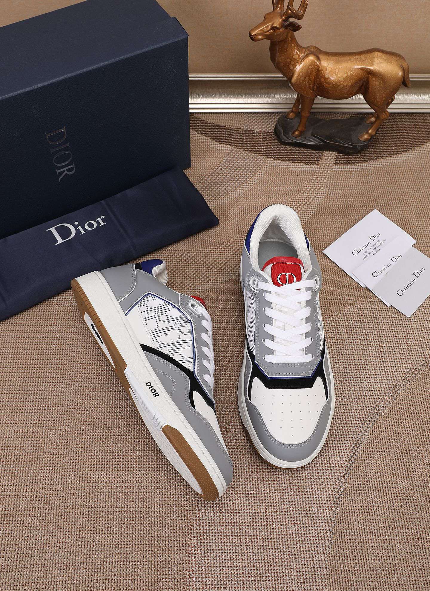 CD TRAINERS GREY (pre-order)