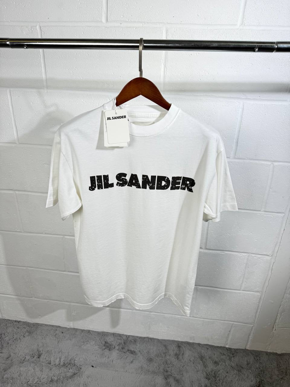J SANDER TEE