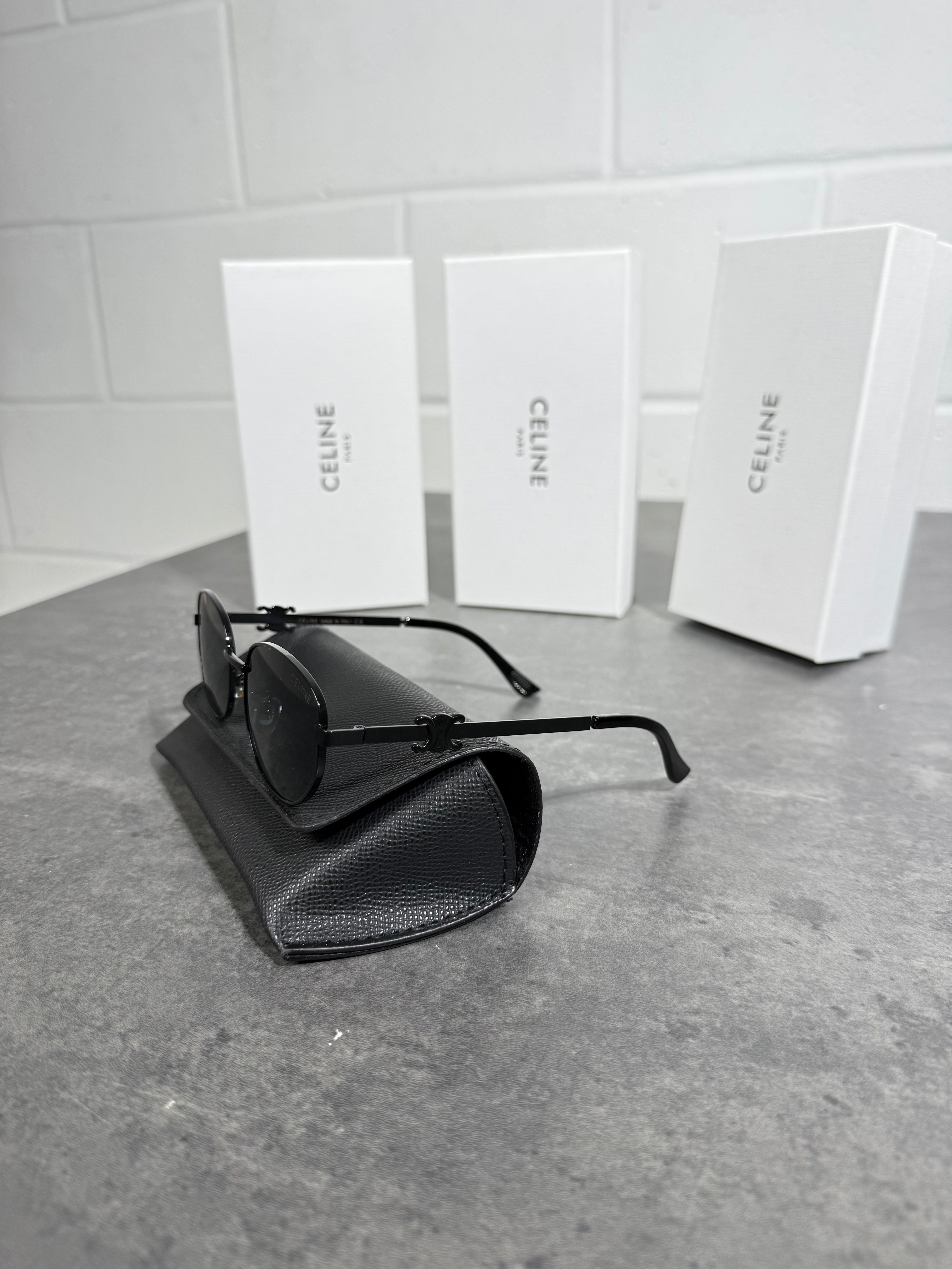 CLN CIRCLE GLASSES BLACK