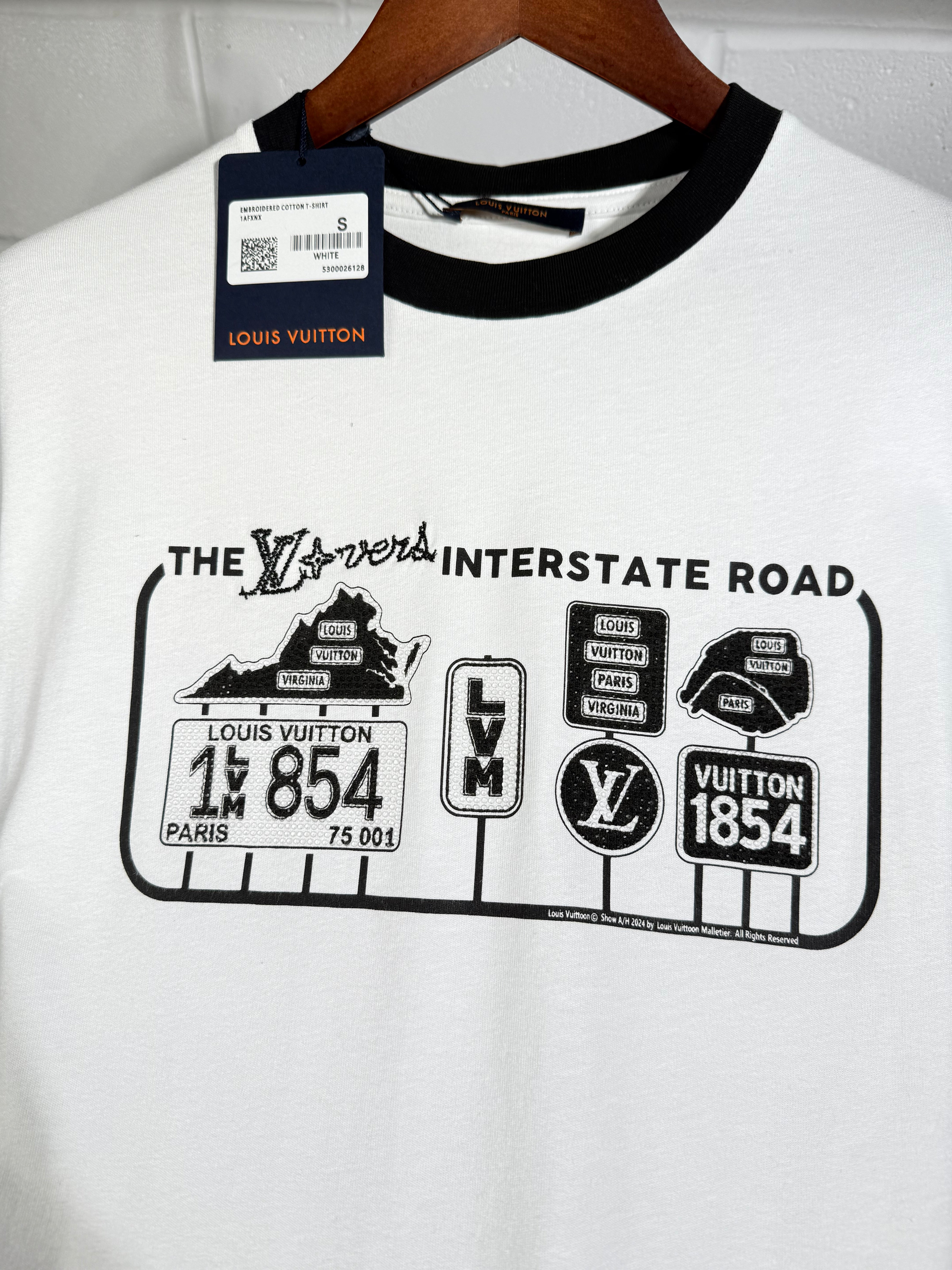 LVE verse tee
