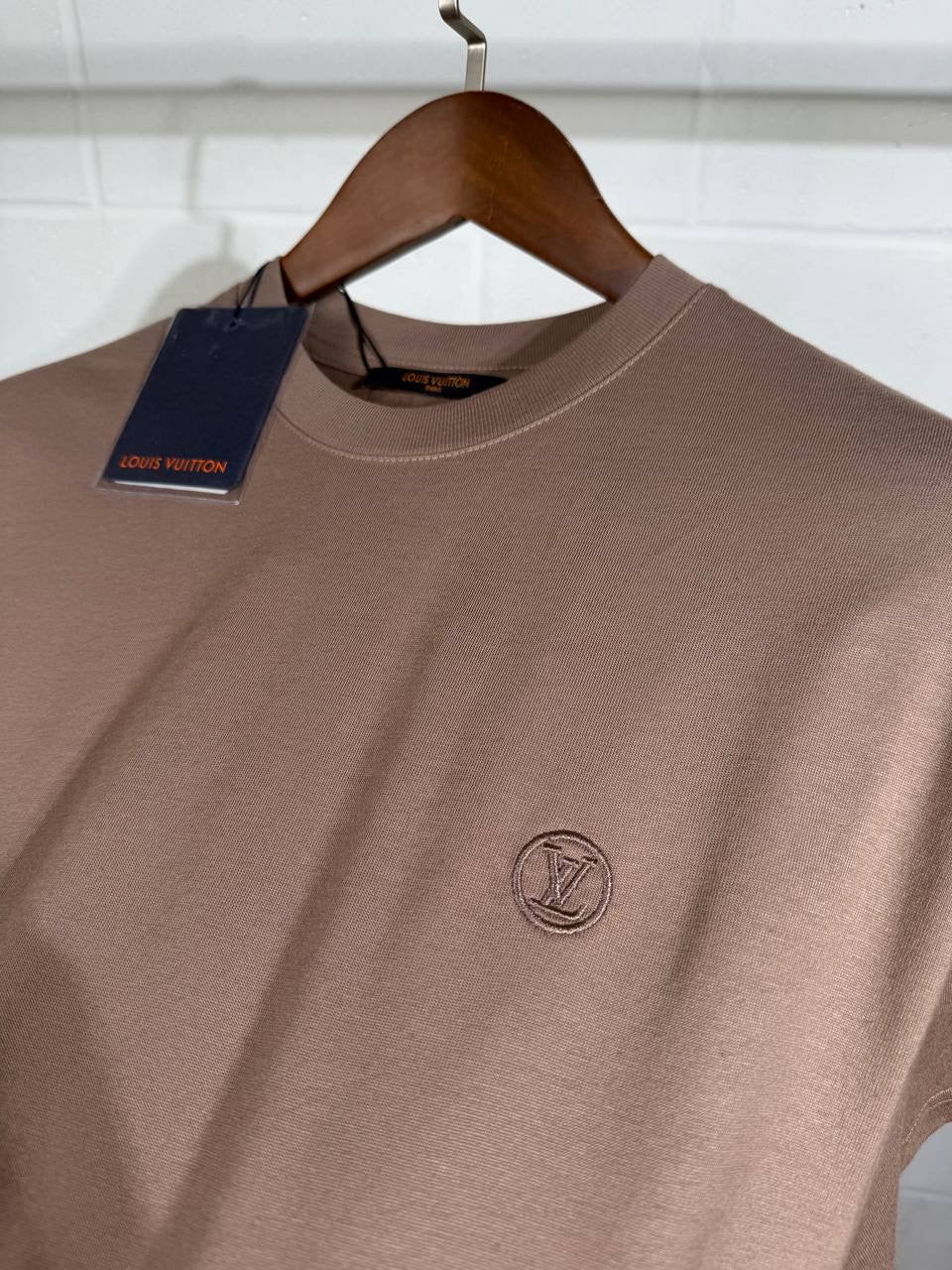 LVE Tshirt beige