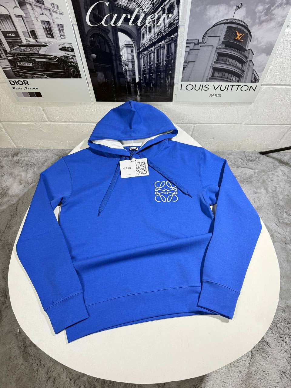 LOWE HOODIE