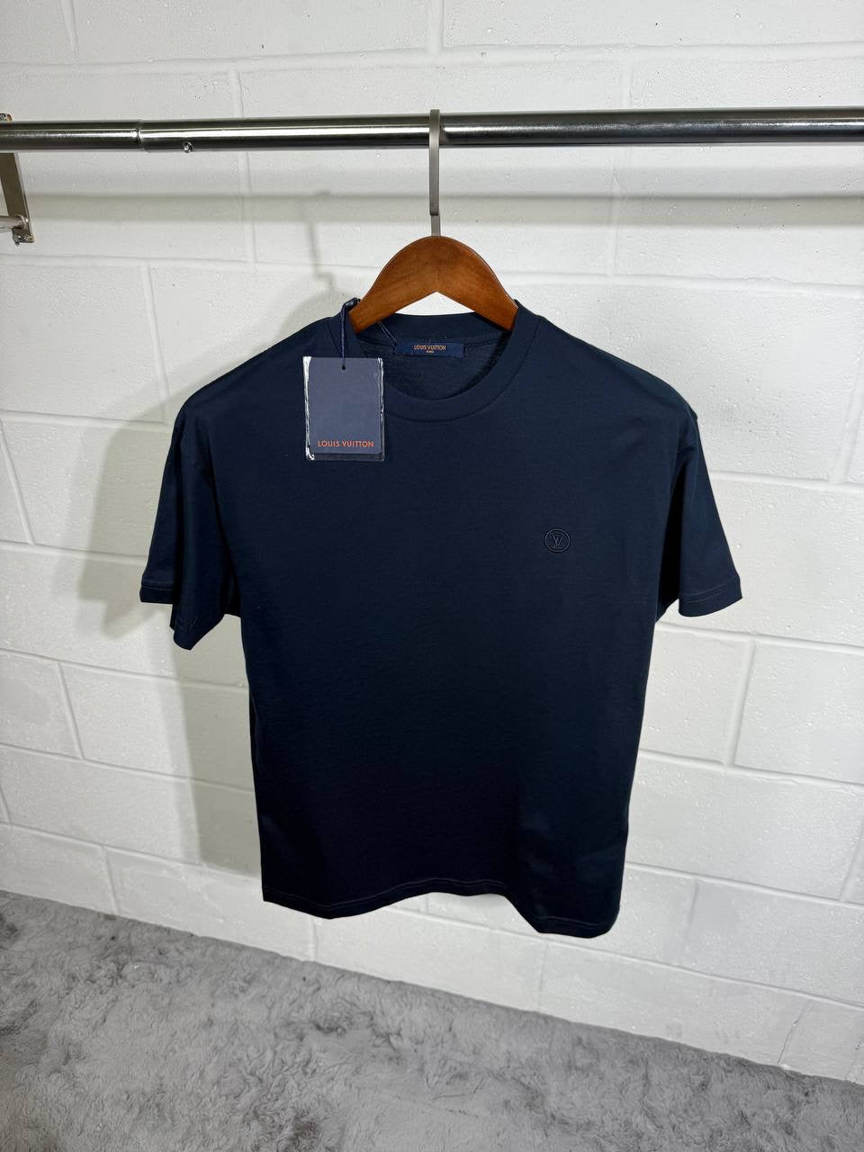 LVE tshirt navy