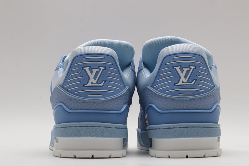 LVE TRAINERS SKYBLUE (pre-order)