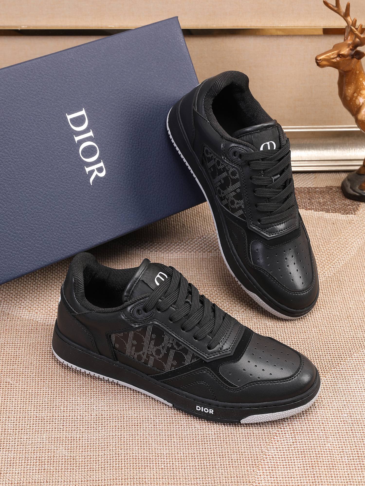 CD TRAINERS BLACK (pre-order)