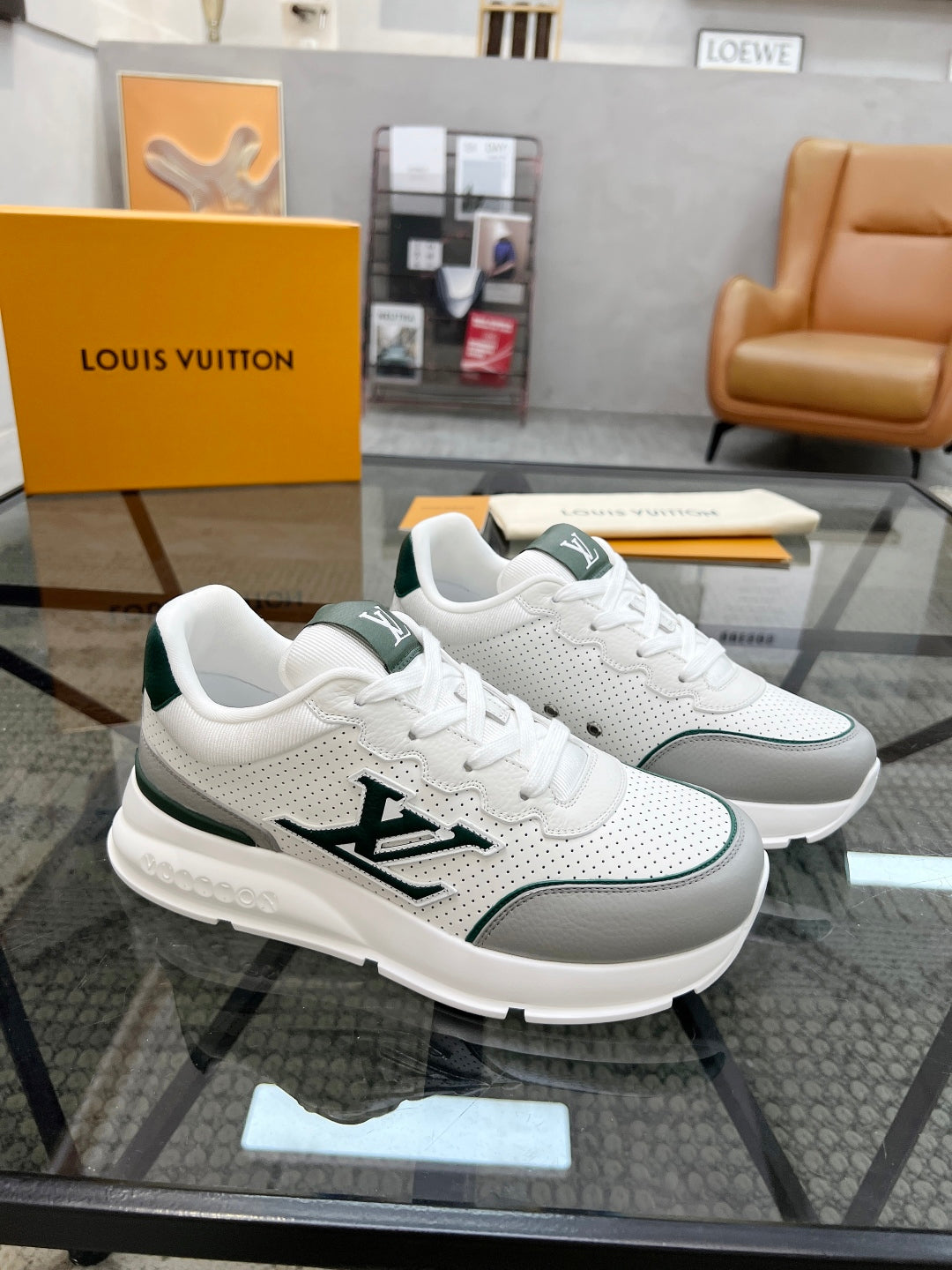 LVE SNEAKER CLASSIC (pre-order)