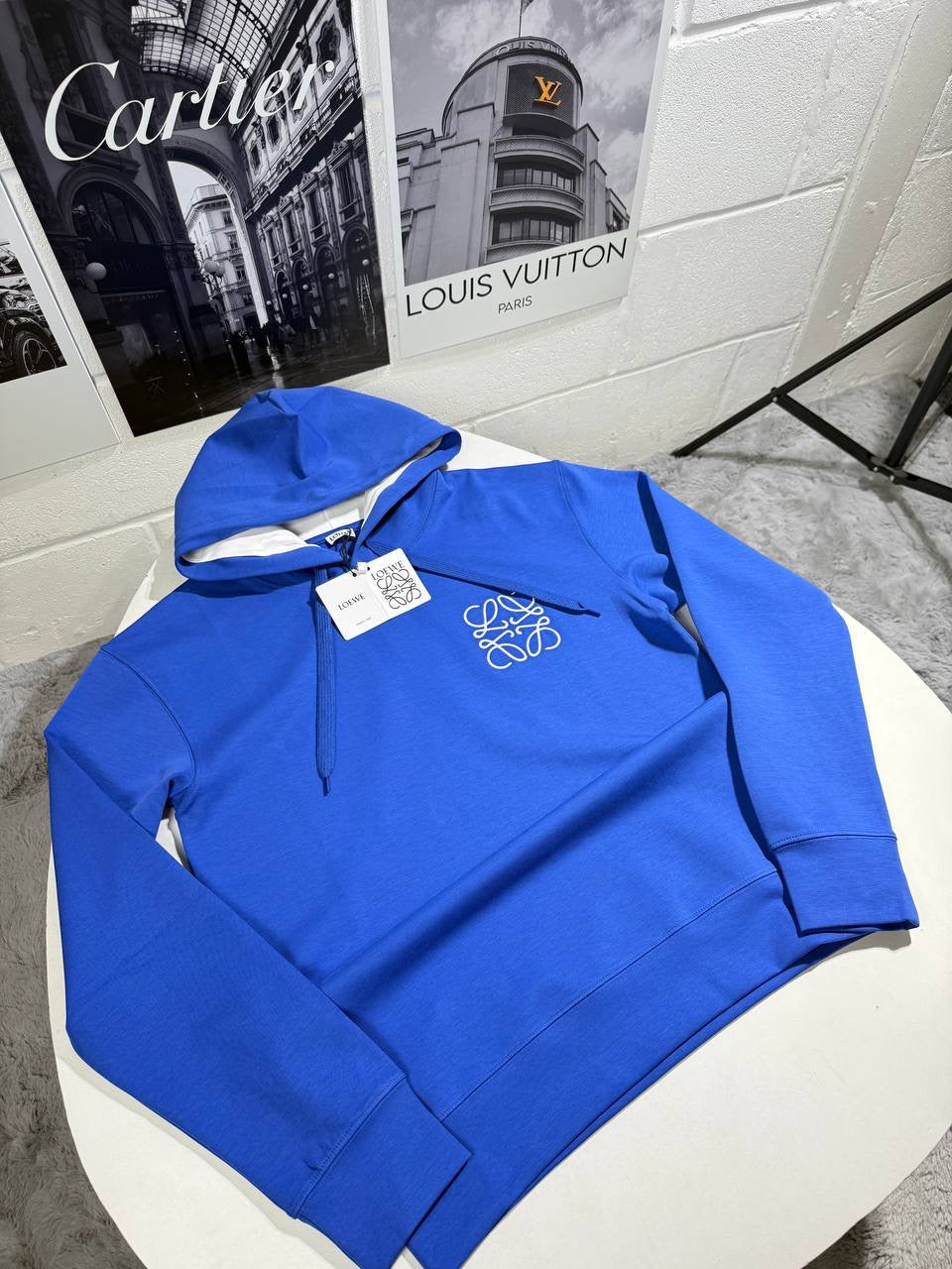 LOWE HOODIE
