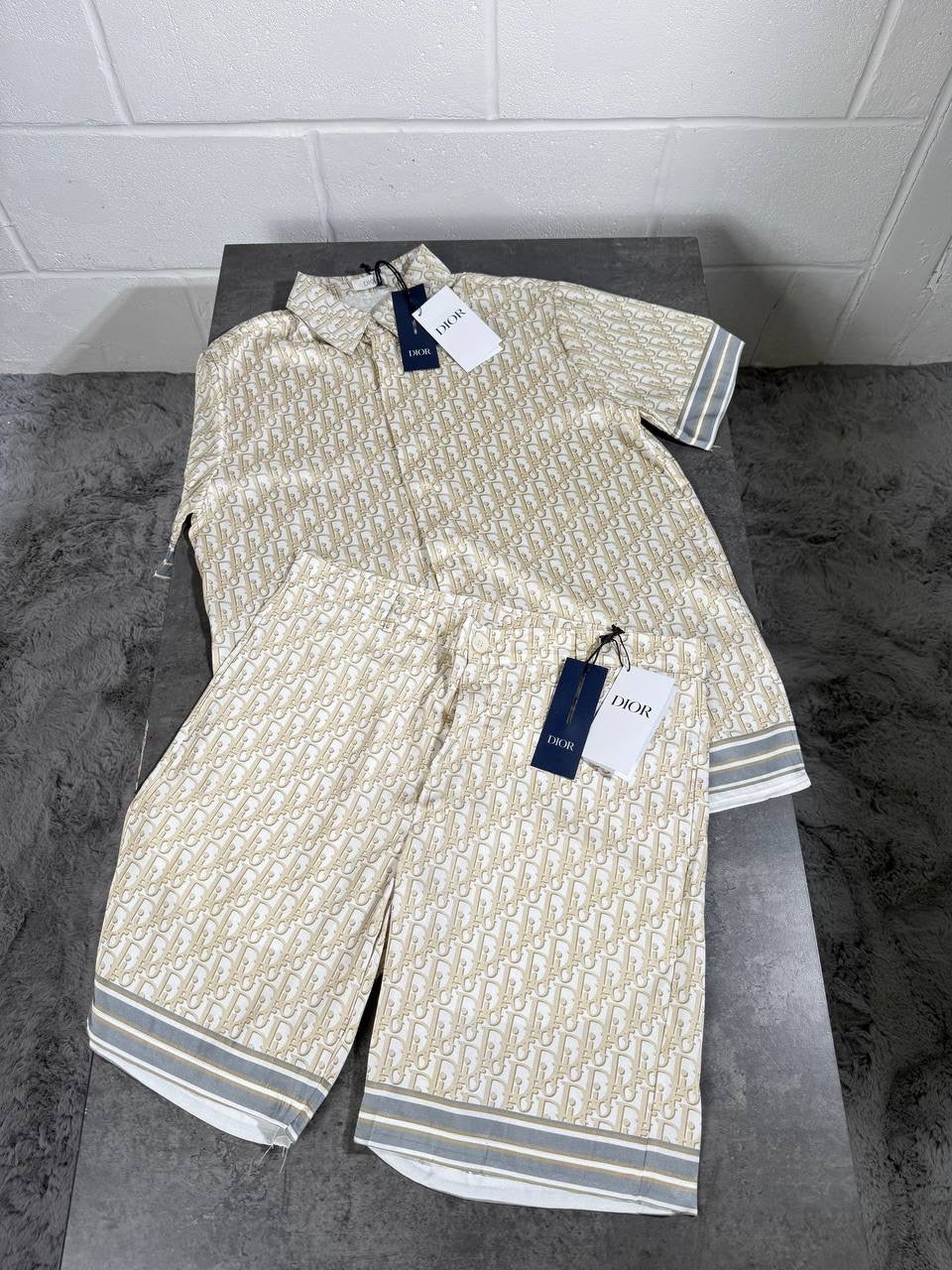 IOR SET CREAM
