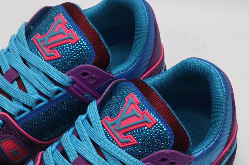 LVE TRAINERS (pre-order)