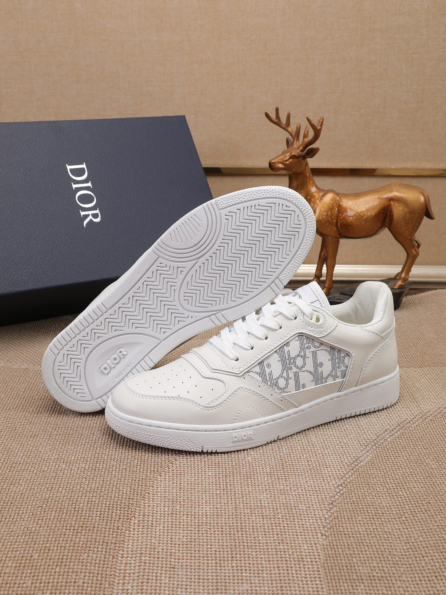 CD TRAINERS WHITE (pre-order)