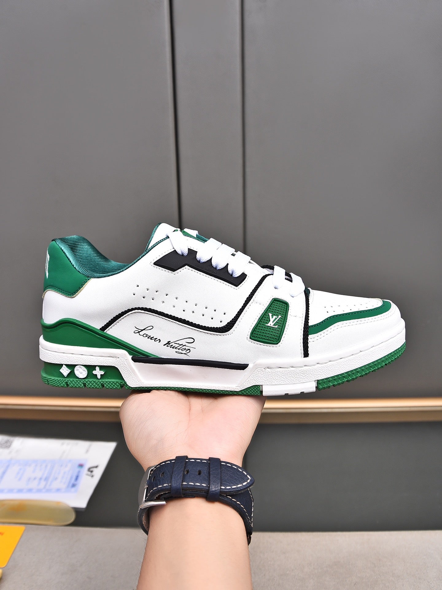 LVE TRAINERS WHITE/GREEN (pre-order)