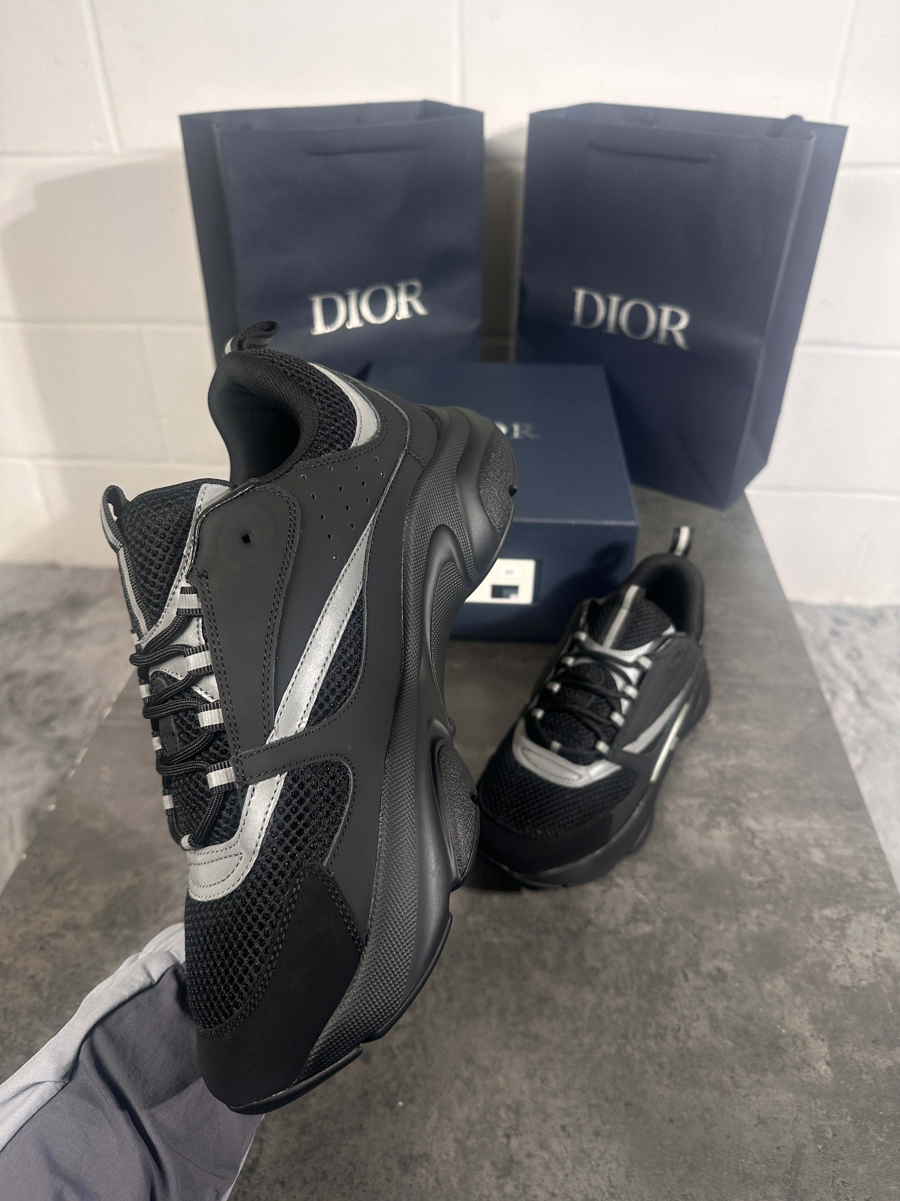 B22 Sneakers triple black