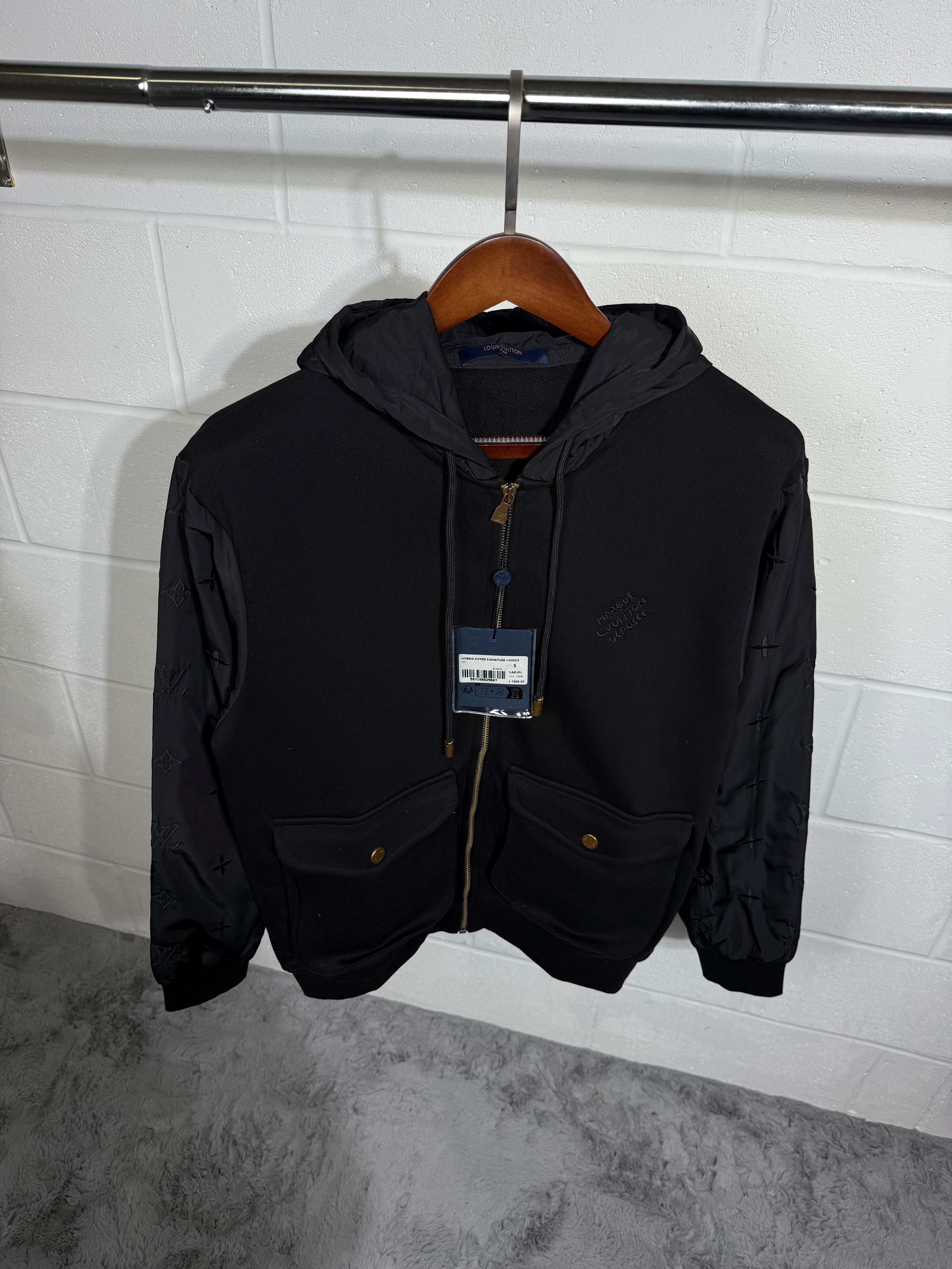 LV ZIP UP HOODIE