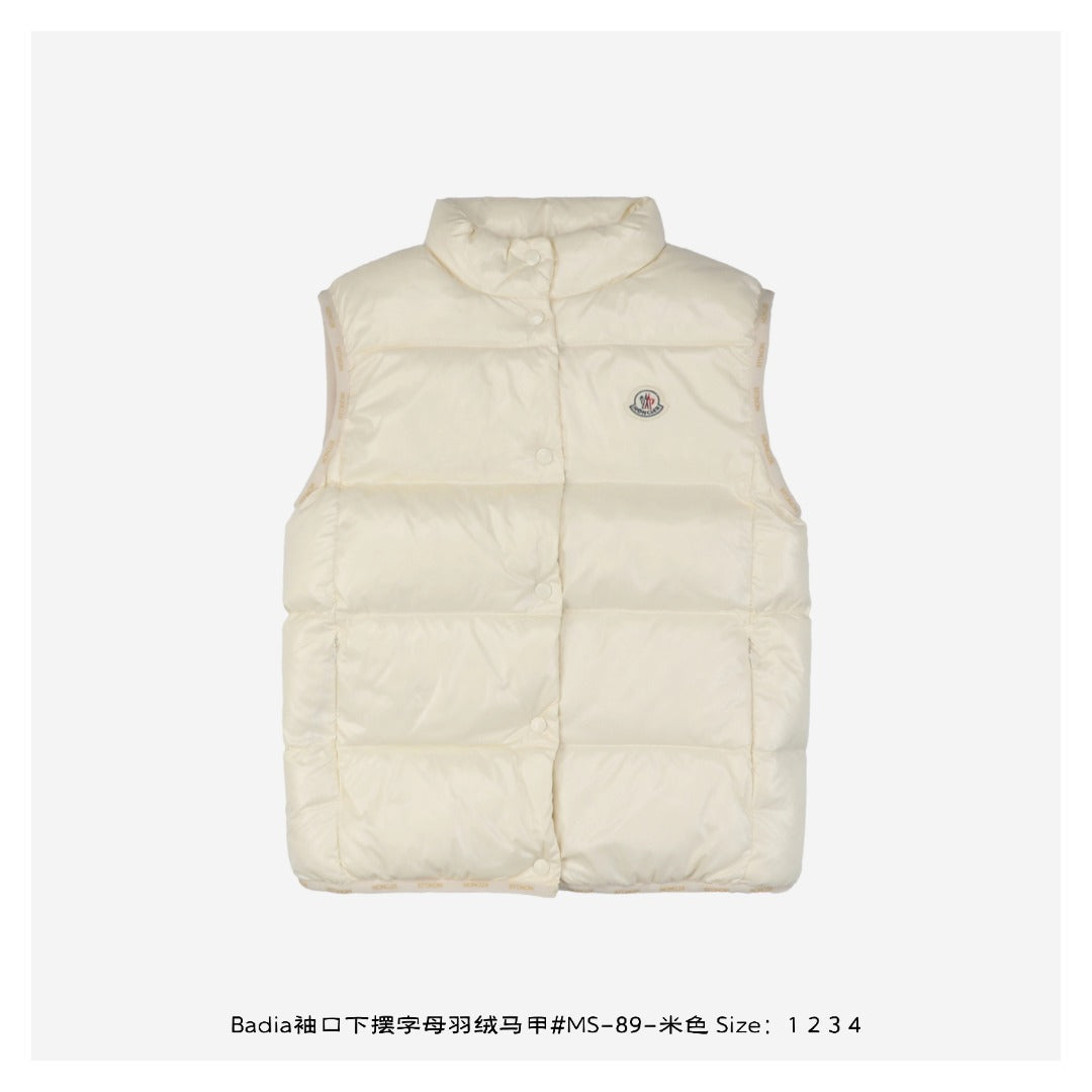 MNCLR BODYWARMER (pre-order)