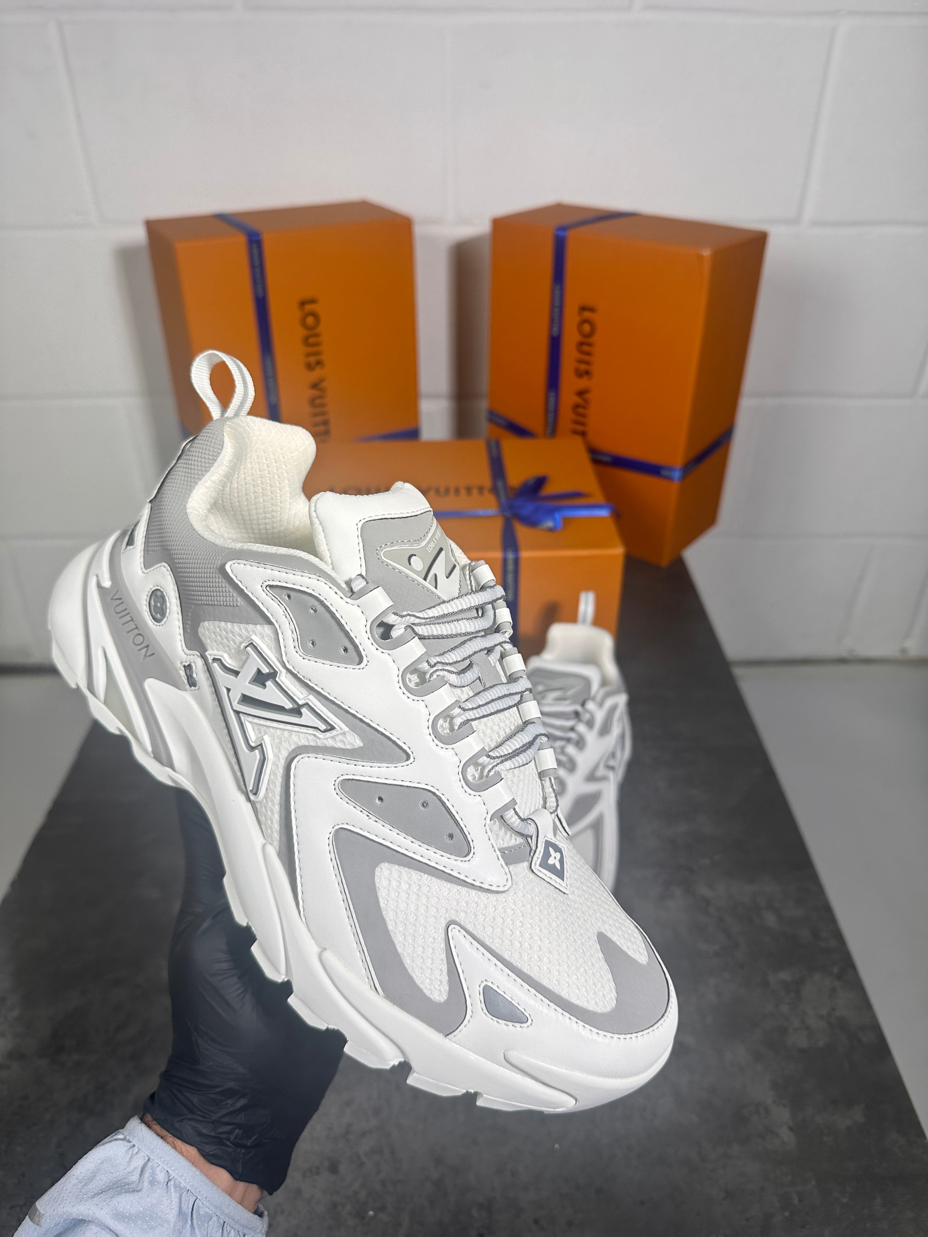 Lv tactics white/grey