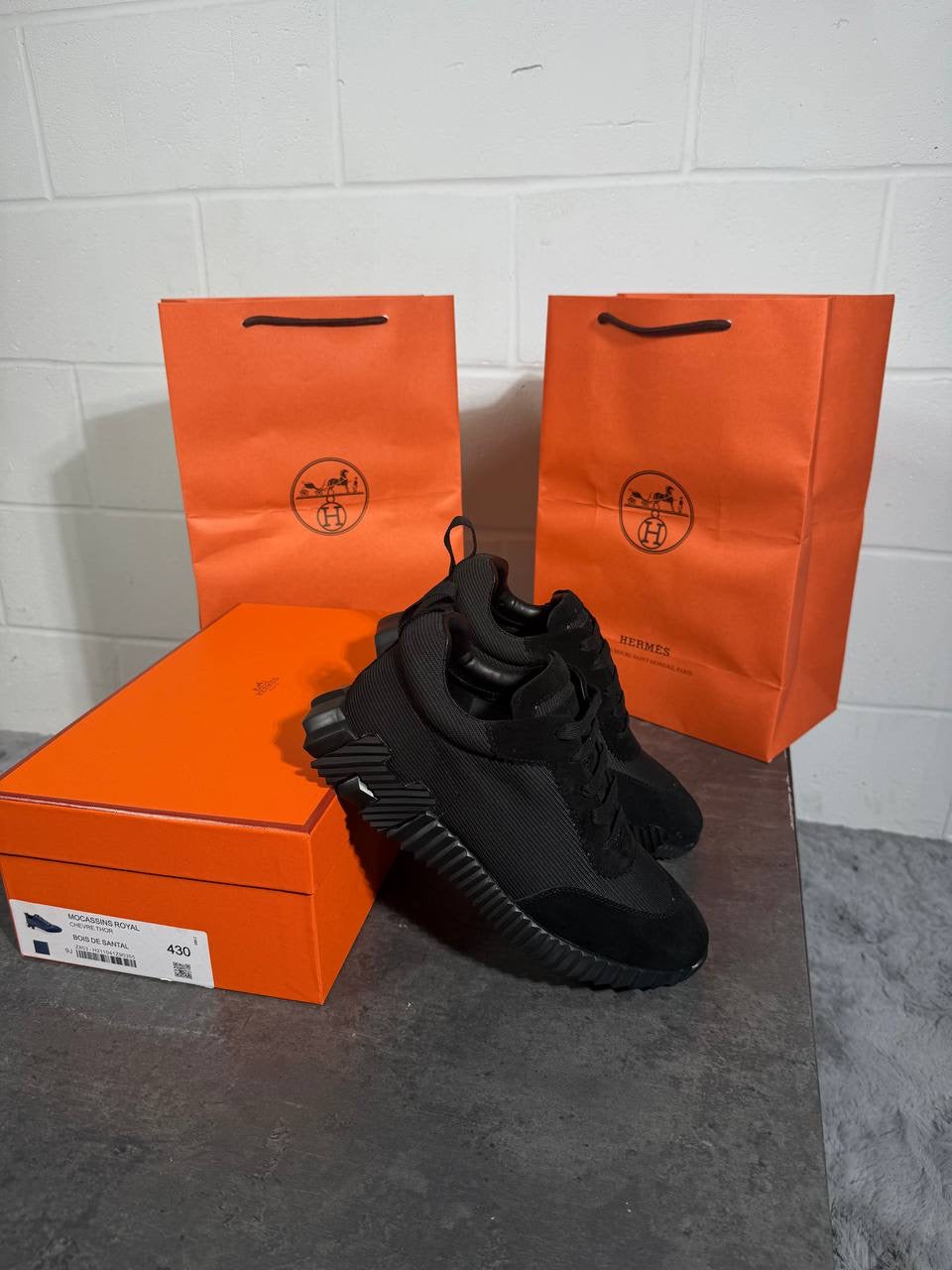 HRMS BOUNCING TRIPLE BLACK